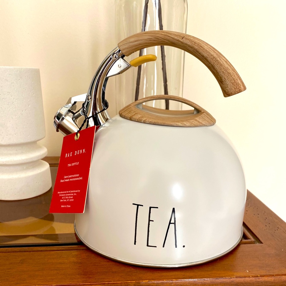 Rae Dunn Kettle
